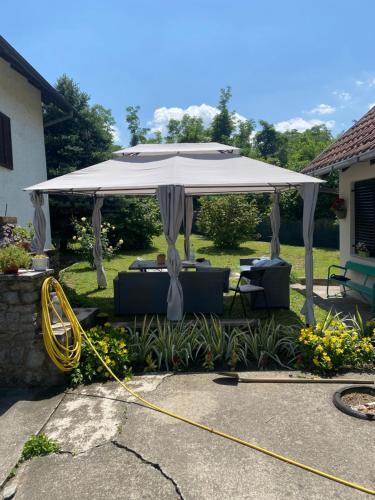 Gallery image of Simsir villa Novi Sad wifi in Sremska Kamenica