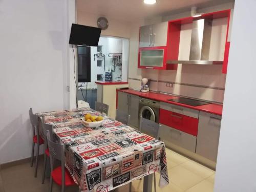 RESIDENCIAL ALBARDI tesisinde mutfak veya mini mutfak