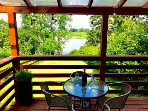 Sunset view apartament nad jeziorem