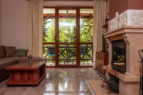 Stand'Art - апартамент , Смолянски езера