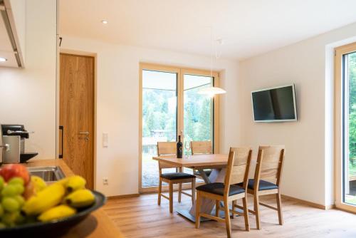 Μια τηλεόραση ή/και κέντρο ψυχαγωγίας στο Apartment Fitsch