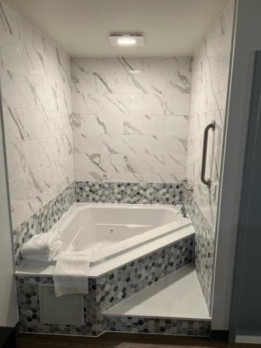 Ένα μπάνιο στο 112 Motel