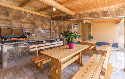 Kuchyň nebo kuchyňský kout v ubytování Apartment Medulin 05