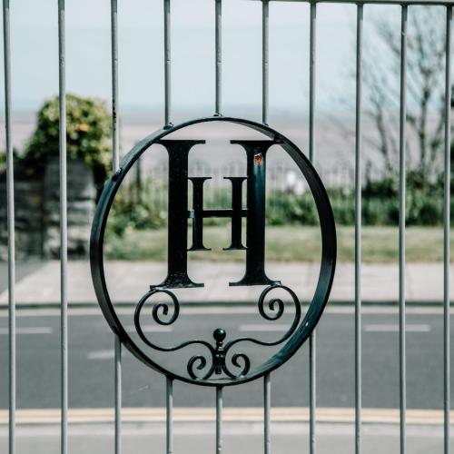 Holm House - Stylish Coastal Suites - HEDD Spa - Silures Bar & Restaurant photo 102