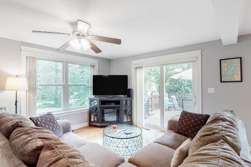 Sheldrake Cove Retreat – Photos 3