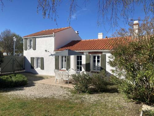 Maison charmante 6 pers, jardin clos, TV et Wifi, proche commerces et plage, petit chien accepté. - FR-1-224B-165