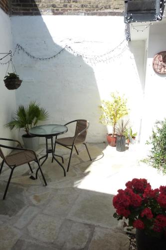 Φωτογραφία από το άλμπουμ του A wonderful place in the hub of the city, yet on the edge of the countryside σε Salisbury