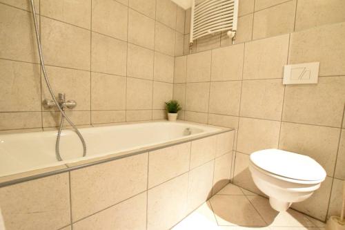 Kúpeľňa v ubytovaní Budapest center Opera apartment