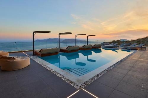 Oia Suites