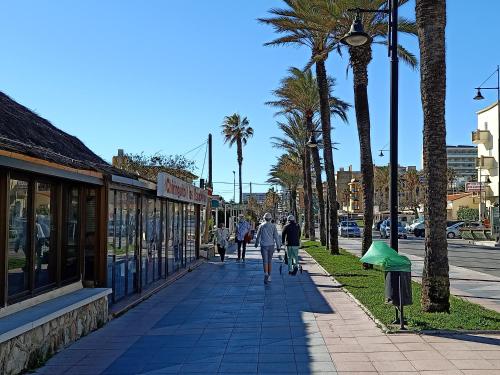 San Enrique - City life