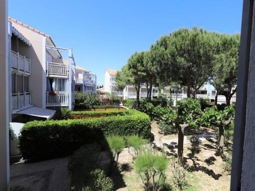Beau 2 pièces pour 5 pers. avec parking, piscine et loggia, à 400m de la plage à Palavas - FR-1-559-14