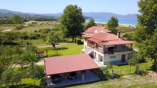 Φυσικό τοπίο κοντά σε αυτή η παραθεριστική κατοικία
