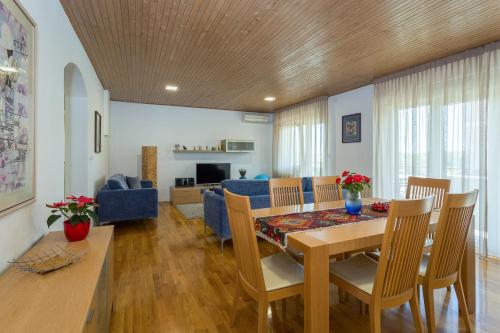 MIA APARTMENT , free parking