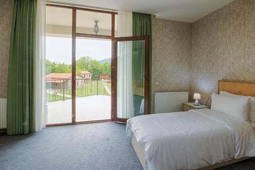 Postel nebo postele na pokoji v ubytování Sviana Resort