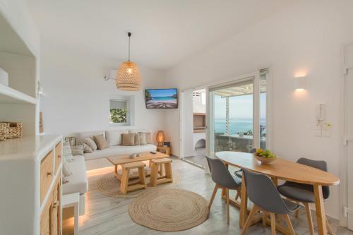Satsi’s Premium Seascape-2 min from the beach&town