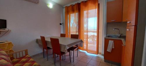 Kuchyň nebo kuchyňský kout v ubytování Liberato Puglia Vacanze