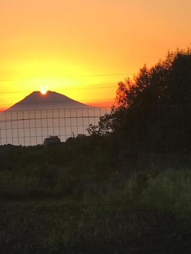 Alba o tramonto visti dall'interno della casa vacanze o dai dintorni