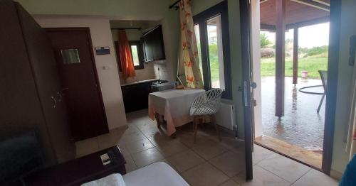 Gallery image of Golden view apartments Myrina Limnos in Mirina