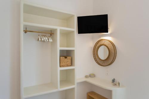 Satsi’s Cozy Casa-2 min from the beach&town