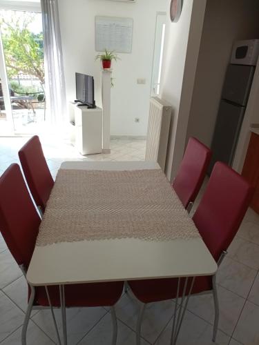 Cuisine ou kitchenette dans l'établissement SEA & HONEY