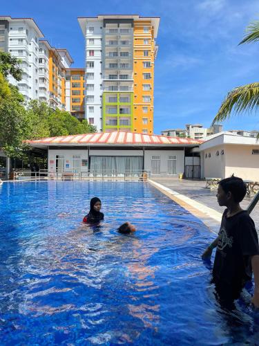 Πισίνα στο ή κοντά στο CT Homestay at Lagoon Park Resort