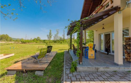 Taman di luar Lovely Home In Kunovac Kupirovacki