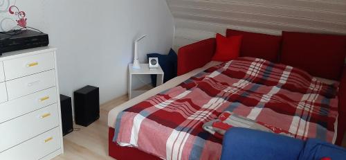 Postel nebo postele na pokoji v ubytování Ferienwohnung Gutowski