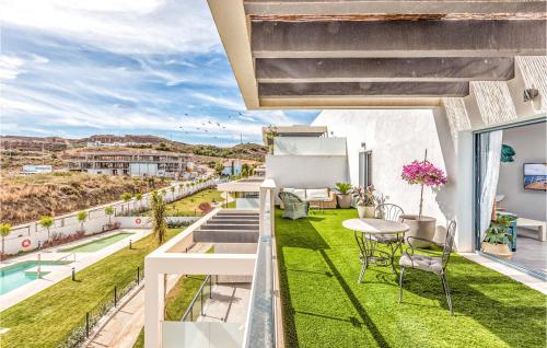 Nice apartment in Torre de Benagalbón with Outdoor swimming ...