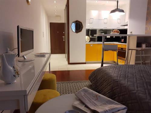 Kuchyňa alebo kuchynka v ubytovaní JM Apartment Old Town Krakow