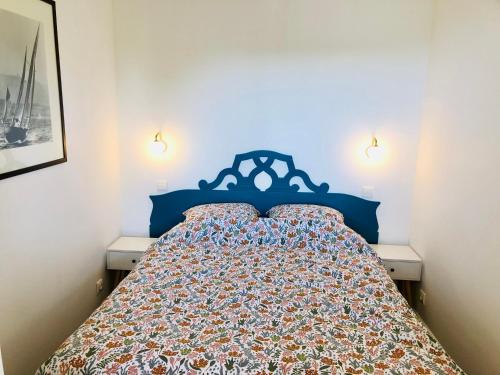 Posteľ alebo postele v izbe v ubytovaní Bel appartement cosy en résidence avec piscine