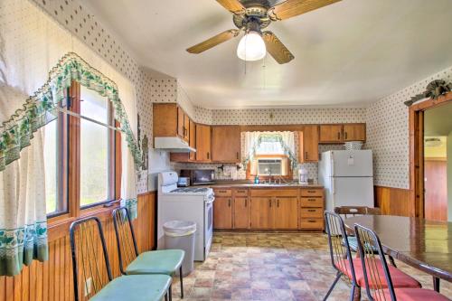 Gallery image of Bemidji Cabin with On-Site Lake Access and Grill in Bemidji