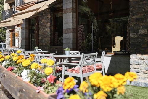 Imagen de la galería de Apartaments La Neu, en Ordino