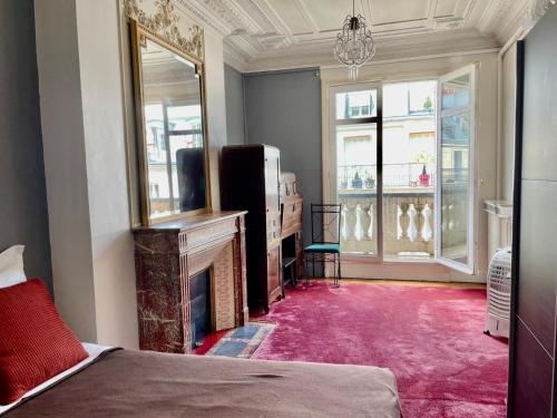 Haussmann Opera Penthouses 130M2 Entire 4th floors is yours Stone Balcony