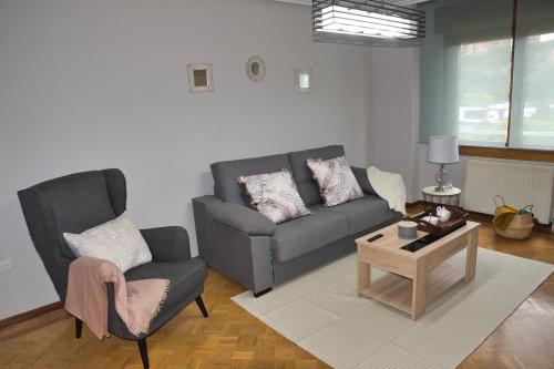 Ruang duduk di La Villa De Lore, Piso Completo Apto 6 Personas Con Garaje