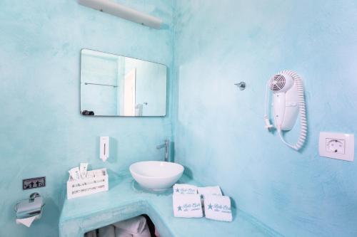 Bilik mandi di Belle Etoile Villas