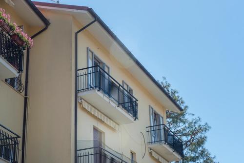 Gallery image of S271 - Sirolo, deliziosa mansarda condizionata arredata con gusto in Sirolo