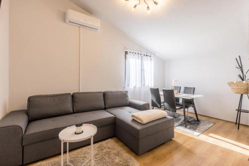 Posedenie v ubytovaní Apartment LaMaro