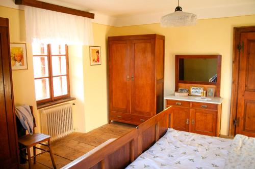 Ένα ή περισσότερα κρεβάτια σε δωμάτιο στο A lovely house in Vipava valley