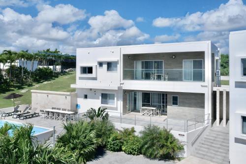 Crystal Villa Imgya