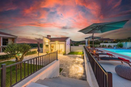 Beautiful Villa Lara – Photos 5
