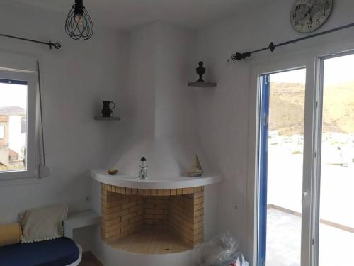 Gallery image of Cycladic house with a stunning view in Mérikhas