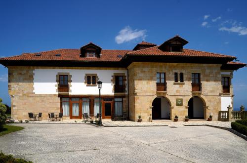 Gallery image of Hotel Valle De Arco in Prellezo