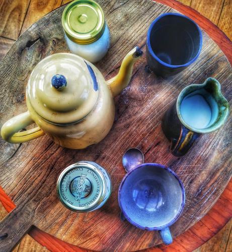 housewithnonailsにあるコーヒーまたはお茶