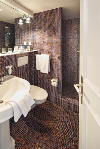 Koupelna v ubytování Hotel Rössli