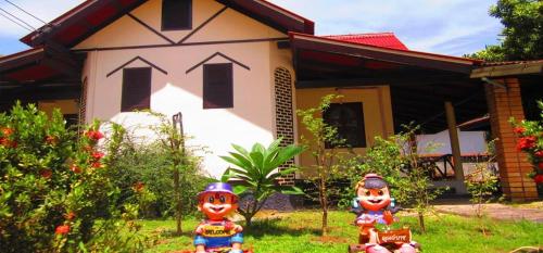 Jardín al aire libre en First Villa Beach Resort