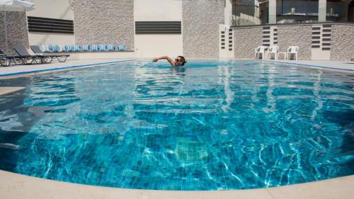 Πισίνα στο ή κοντά στο Fouxia Apartments and Studios 