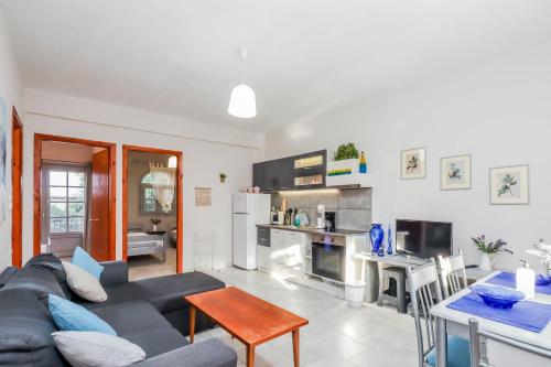 Fotografija u galeriji objekta Calma Luxury Apartments #5 Sozopoli in Halkidiki u gradu Sozopoli