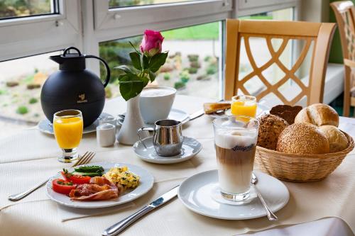 Jídlo v hotelu nebo okolí