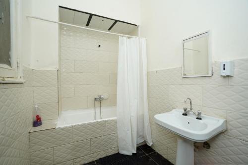 Phòng tắm tại Castle Hotel