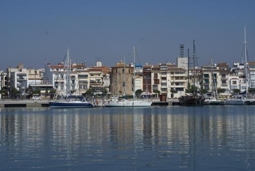 Γενική άποψη της πόλης Cambrils ή θέα της πόλης από  αυτό το διαμέρισμα